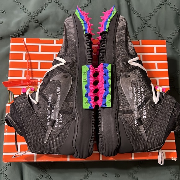 Nike Air Force 1 Mid X Off White Colab. NWT Size 11
(black) - Picture 6 of 13